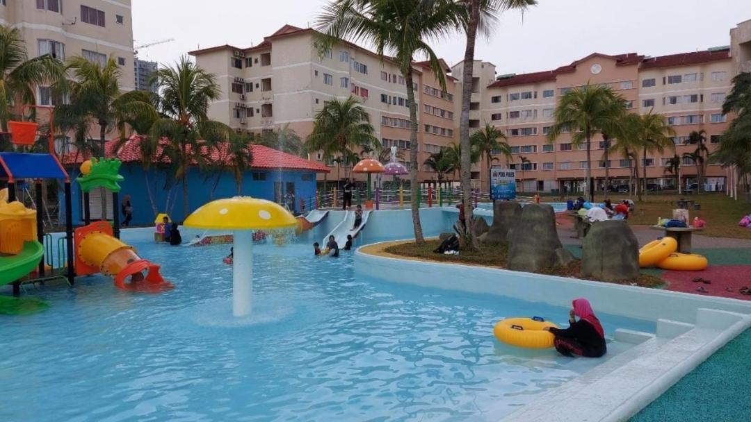 Delima Hotel & Homestay Port Dickson Exterior photo